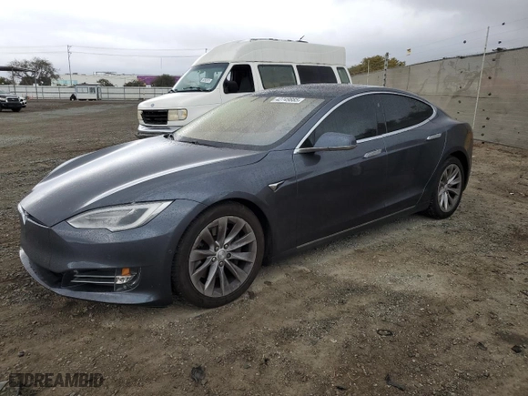 2017 Tesla Model S 100D with VIN 5YJSA1E22HF183131, listed as a Copart auction lot 42749885 with 70,825 mi miles and Salvage Title. Bid and sale history available at carsss.com. Image 1.