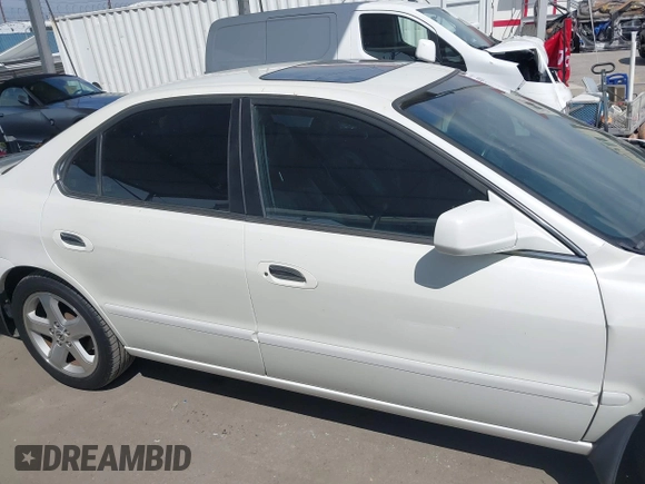 2003 Acura TL Type S with VIN 19UUA56803A024758, listed as a IAAI auction lot 42032492 with 209,302 mi miles. Bid and sale history available at carsss.com. Image 12.