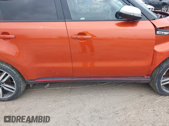 2018 Kia Soul ! with VIN KNDJX3AA6J7571851, listed as a IAAI auction lot 41573832 with 39,114 mi miles. Bid and sale history available at carsss.com. Image 13.