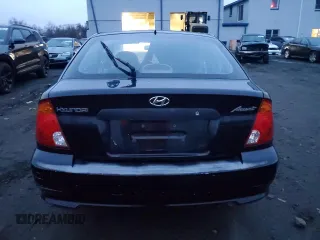2004 Hyundai Accent GL with VIN KMHCG35CX4U312284, listed as a Copart auction lot 83992384 with 88,786 mi miles and Salvage Title. Bid and sale history available at carsss.com. Image 6.