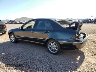 2004 Mercedes-Benz C 240 с VIN WDBRF61J64A616073, выставлен на аукционе Copart как лот 57144655 с пробегом 106 066 миль миль и Списание • Salvage title. История ставок и продаж доступна на DreamBid. Изображение 2.