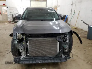 2019 Toyota RAV4 LE with VIN 2T3F1RFV6KW066131, listed as a Copart auction lot 49334365 with 112,002 mi miles and Salvage Title. Bid and sale history available at DreamBid. Image 5.