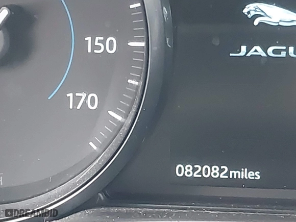 2018 Jaguar F-PACE 30t Premium with VIN SADCJ2GX0JA237967, listed as a IAAI auction lot 41512495 with 82,082 mi miles. Bid and sale history available at carsss.com. Image 15.