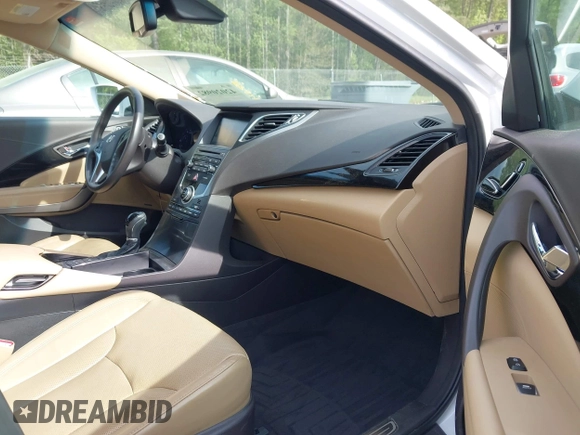 2017 Hyundai Azera Limited with VIN KMHFH4JG8HA591542, listed as a IAAI auction lot 42020982 with 75,174 mi miles and . Bid and sale history available at carsss.com. Image 5.