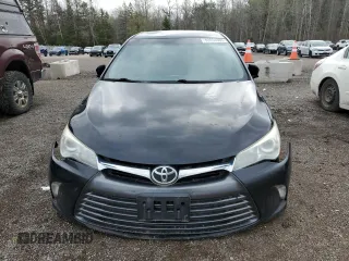 2015 Toyota Camry XLE z VIN 4T1BF1FK7FU498457, wystawiony jako Copart lot #52054965 z przebiegiem 230 413 mil mil oraz Czysty tytuł • Clean title. Historia ofert i sprzedaży dostępna na DreamBid. Obrazek 5.