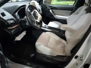 2023 Mitsubishi Eclipse Cross SE с VIN JA4ATWAA2PZ051215, выставлен на аукционе Copart как лот 61580235 с пробегом 21 977 миль миль и Списание • Salvage title. История ставок и продаж доступна на DreamBid. Изображение 7.