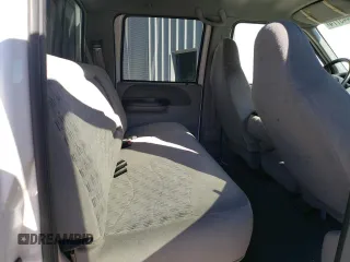 2000 Ford F-350 XL with VIN 1FTSW31F5YEA50810, listed as a Copart auction lot 83274144 with 147,370 mi miles and Salvage Title. Bid and sale history available at DreamBid. Image 11.