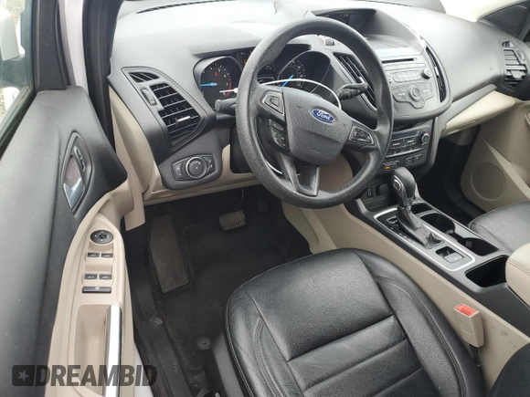 2018 Ford Escape SE z VIN 1FMCU9GD5JUB29050, wystawiony jako Copart lot #55166745 z przebiegiem 79 939 mil mil oraz Czysty tytuł • Clean title. Historia ofert i sprzedaży dostępna na DreamBid. Obrazek 8.