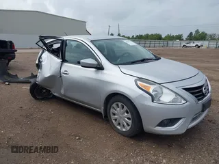 2015 Nissan Versa SV with VIN 3N1CN7AP4FL896255, listed as a IAAI auction lot 40885364 with 105,170 mi miles and . Bid and sale history available at DreamBid. Image 1.