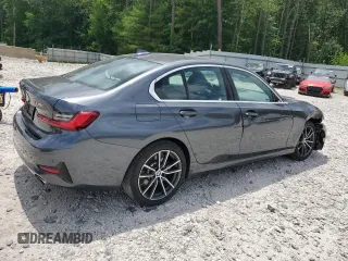 2019 BMW 3 Series 330i xDrive with VIN 3MW5R7J5XK8A05274, listed as a Copart auction lot 61479905 with 79,038 mi miles and Salvage title. Bid and sale history available at DreamBid. Image 3.