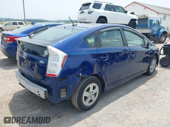 2010 Toyota Prius II z VIN JTDKN3DU0A1312341, wystawiony jako IAAI lot #42411485 z przebiegiem 233 268 mil mil oraz . Historia ofert i sprzedaży dostępna na DreamBid. Obrazek 4.