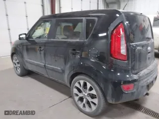 2013 Kia Soul + with VIN KNDJT2A62D7751897, listed as a IAAI auction lot 41822370 with 164,563 mi miles. Bid and sale history available at carsss.com. Image 3.