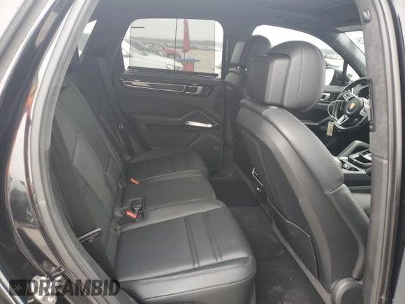 2021 Porsche Cayenne with VIN WP1AH2AY6MDA38066, listed as a Copart auction lot 44646275 with 24,178 mi miles and Salvage title. Bid and sale history available at DreamBid. Image 11.