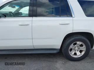 2015 Chevrolet Tahoe Commercial z VIN 1GNLC2EC1FR721538, wystawiony jako IAAI lot #42274601 z przebiegiem 138 991 mil mil oraz . Historia ofert i sprzedaży dostępna na DreamBid. Obrazek 19.