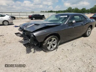 2019 Dodge Challenger SXT с VIN 2C3CDZAG6KH525343, выставлен на аукционе Copart как лот 61095095 с пробегом 93 575 миль миль и Списание • Salvage title. История ставок и продаж доступна на DreamBid. Изображение 1.