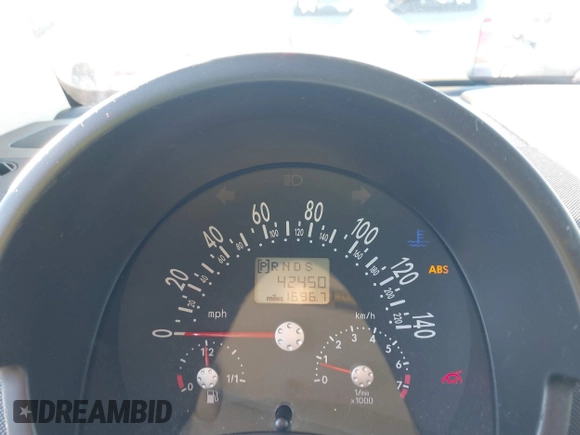 2003 Volkswagen Beetle GLS z VIN 3VWCK21YX3M304572, wystawiony jako IAAI lot #41286079 z przebiegiem 42 450 mil mil oraz . Historia ofert i sprzedaży dostępna na DreamBid. Obrazek 15.