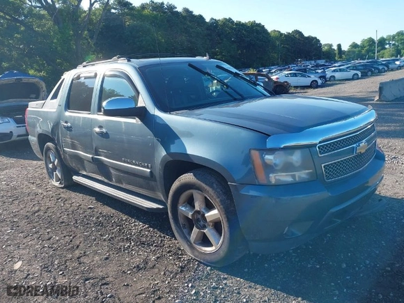 2008 Chevrolet Avalanche LTZ with VIN 3GNFK12348G168207, listed as a IAAI auction lot 39784948 with 1 mi miles. Bid and sale history available at carsss.com. Image 1.