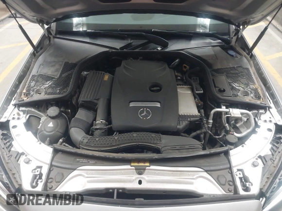 2018 Mercedes-Benz C 300 with VIN 55SWF4KBXJU255125, listed as a IAAI auction lot 42182752 with 54,932 mi miles and . Bid and sale history available at DreamBid. Image 10.