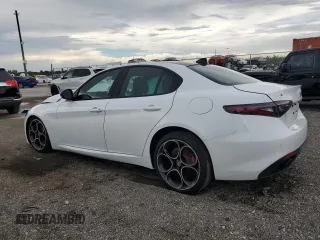 2024 Alfa Romeo Giulia Veloce z VIN ZARFAMBNXR7682239, wystawiony jako Copart lot #68413004 z przebiegiem 3 161 mil mil oraz Szkoda całkowita • Salvage title. Historia ofert i sprzedaży dostępna na DreamBid. Obrazek 2.