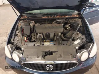 2007 Buick LaCrosse CX with VIN 2G4WC582571134047, listed as a IAAI auction lot 42349200 with 193,042 mi miles and . Bid and sale history available at DreamBid. Image 10.
