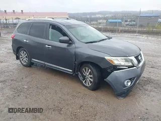 2014 Nissan Pathfinder SV with VIN 5N1AR2MM2EC607490, listed as a IAAI auction lot 42015773 with 139,905 mi miles. Bid and sale history available at carsss.com. Image 1.