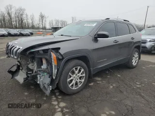 2017 Jeep Cherokee Latitude with VIN 1C4PJMCB8HW657993, listed as a Copart auction lot 88094025 with 146,583 mi miles and Salvage Title. Bid and sale history available at DreamBid. Image 1.