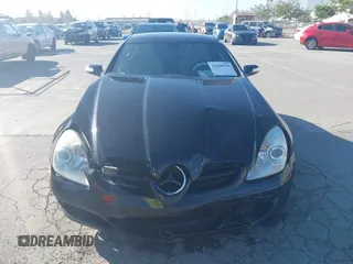 2005 Mercedes-Benz SLK 230/320 z VIN WDBWK56F85F051357, wystawiony jako IAAI lot #42298379 z przebiegiem 50 038 mil mil oraz . Historia ofert i sprzedaży dostępna na DreamBid. Obrazek 12.