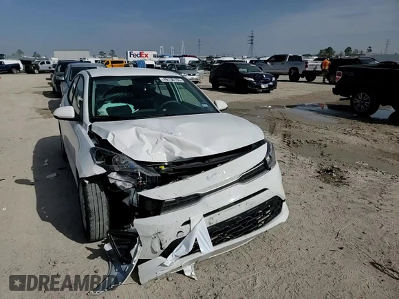 2023 Kia Rio S z VIN 3KPA24AD1PE597734, wystawiony jako Copart lot #49138195 z przebiegiem 11 796 mil mil oraz Szkoda całkowita • Salvage title. Historia ofert i sprzedaży dostępna na DreamBid. Obrazek 10.