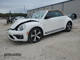 2013 Volkswagen Beetle with VIN 3VW7S7AT9DM816943, listed as a Copart auction lot 88466695 with 77,265 mi miles and Salvage Title. Bid and sale history available at DreamBid. Image 1.
