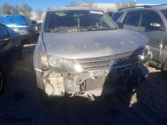 2007 Mitsubishi Outlander ES with VIN JA4MS31X37U003397, listed as a Copart auction lot 87332784 with 212,500 mi miles and Salvage Title. Bid and sale history available at carsss.com. Image 5.
