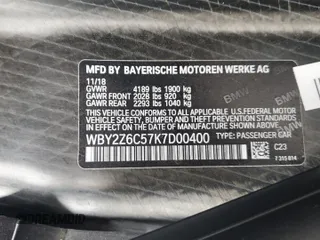 2019 BMW i8 z VIN WBY2Z6C57K7D00400, wystawiony jako Copart lot #63623433 z przebiegiem 4255 mil mil oraz . Historia ofert i sprzedaży dostępna na DreamBid. Obrazek 12.