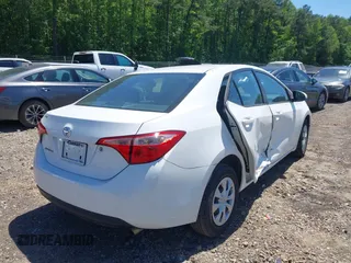 2019 Toyota Corolla L z VIN 5YFBURHE3KP902247, wystawiony jako IAAI lot #42138396 z przebiegiem 72 313 mil mil oraz . Historia ofert i sprzedaży dostępna na DreamBid. Obrazek 4.