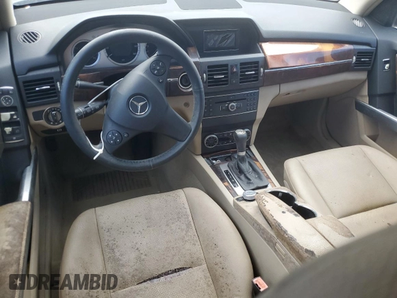 2010 Mercedes-Benz GLK 350 with VIN WDCGG5GB4AF339657, listed as a Copart auction lot 71536524 with 111,074 mi miles and Non Repairable. Bid and sale history available at DreamBid. Image 8.