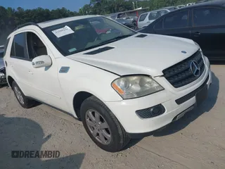 2006 Mercedes-Benz M 350 with VIN 4JGBB86E06A107276, listed as a IAAI auction lot 42569344 with 135,571 mi miles and . Bid and sale history available at DreamBid. Image 1.