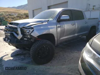2015 Toyota Tundra 4WD Truck Platinum with VIN 5TFAW5F17FX423125, listed as a Copart auction lot 68111834 with 193,493 mi miles and Salvage Title. Bid and sale history available at carsss.com. Image 1.