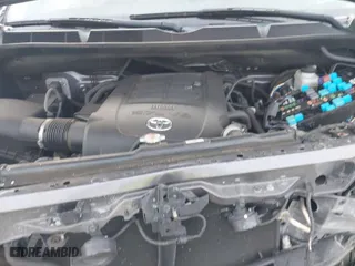 2018 Toyota Tundra 4WD SR5 with VIN 5TFDY5F14JX770184, listed as a IAAI auction lot 41303833 with 93,878 mi miles. Bid and sale history available at carsss.com. Image 10.