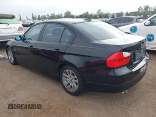 2007 BMW 3 Series 328i with VIN WBAVC53517FZ80487, listed as a IAAI auction lot 42643410 with 225,942 mi miles and . Bid and sale history available at DreamBid. Image 3.
