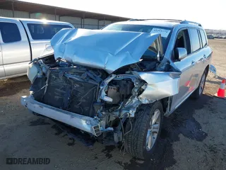2009 Toyota Highlander Sport with VIN JTEES43A192136906, listed as a IAAI auction lot 41293774 with 195,321 mi miles. Bid and sale history available at carsss.com. Image 6.