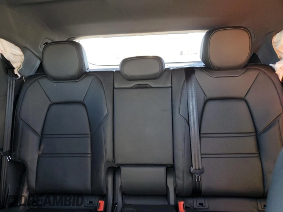 2023 Porsche Cayenne with VIN WP1BA2AY2PDA26543, listed as a Copart auction lot 82016564 with 23,191 mi miles and Salvage title. Bid and sale history available at DreamBid. Image 10.