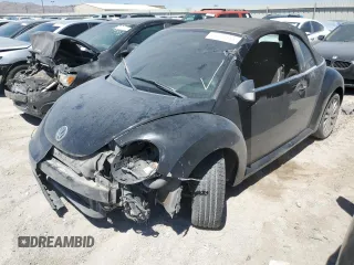 2008 Volkswagen Beetle SE with VIN 3VWRF31Y78M400218, listed as a Copart auction lot 61275115 with 133,167 mi miles and Salvage title. Bid and sale history available at DreamBid. Image 1.