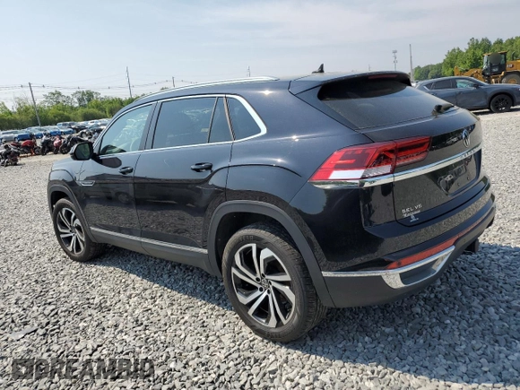 2023 Volkswagen Atlas SEL with VIN 1V2BE2CA1PC216733, listed as a Copart auction lot 59392255 with 28,011 mi miles and Salvage title. Bid and sale history available at DreamBid. Image 2.