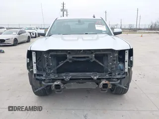 2018 Chevrolet Silverado 1500 LT with VIN 1GCRCREH8JZ172209, listed as a IAAI auction lot 41569533 with 144,475 mi miles and . Bid and sale history available at DreamBid. Image 6.