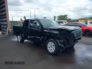 2022 Nissan Frontier SV z VIN 1N6ED1EJ3NN666021, wystawiony jako IAAI lot #42025666 z przebiegiem 23 615 mil mil oraz . Historia ofert i sprzedaży dostępna na DreamBid. Obrazek 1.