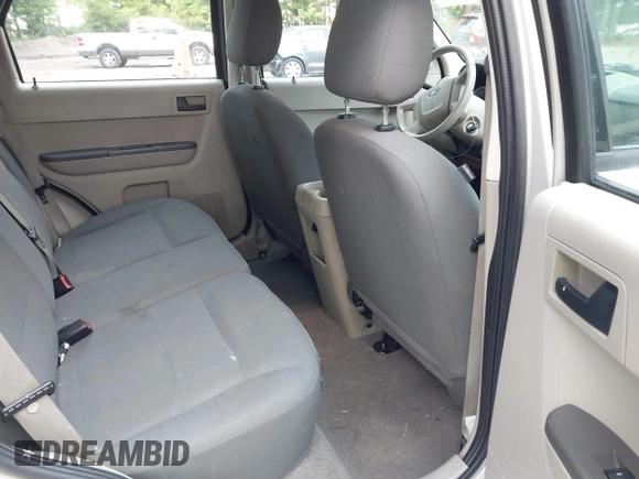 2008 Ford Escape XLS с VIN 1FMCU02Z58KA96331, выставлен на аукционе IAAI как лот 42703539 с пробегом 251 237 миль миль и . История ставок и продаж доступна на DreamBid. Изображение 8.