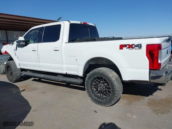 2017 Ford Super Duty F-250 SRW Lariat with VIN 1FT7W2BT1HEE53574, listed as a IAAI auction lot 41375619 with 165,655 mi miles. Bid and sale history available at carsss.com. Image 15.