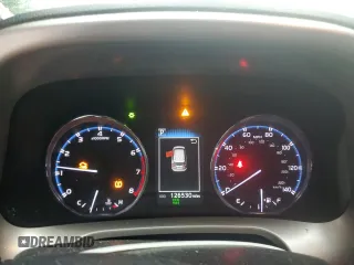 2016 Toyota RAV4 XLE с VIN JTMRFREV4GJ099991, выставлен на аукционе Copart как лот 44776735 с пробегом 126 530 миль миль и Списание • Salvage title. История ставок и продаж доступна на DreamBid. Изображение 9.