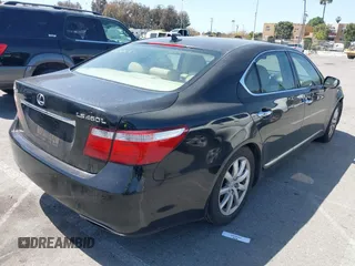 2007 Lexus LS 460 L z VIN JTHGL46F375001759, wystawiony jako IAAI lot #41959744 z przebiegiem 144 668 mil mil oraz . Historia ofert i sprzedaży dostępna na DreamBid. Obrazek 4.