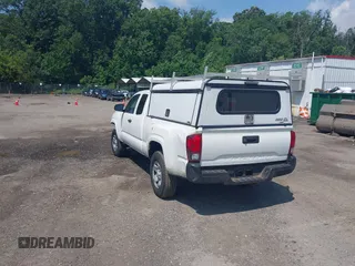 2020 Toyota Tacoma SR with VIN 5TFRX5GN9LX176803, listed as a IAAI auction lot 42646725 with 93,764 mi miles and . Bid and sale history available at DreamBid. Image 3.