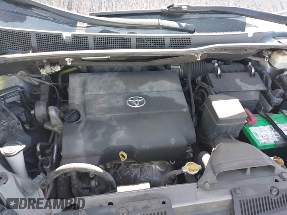 2014 Toyota Sienna LE AAS with VIN 5TDKK3DC6ES521706, listed as a IAAI auction lot 41999188 with 104,867 mi miles. Bid and sale history available at carsss.com. Image 10.