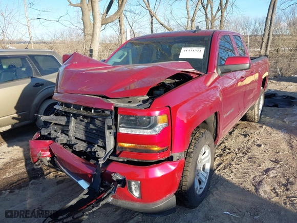 2018 Chevrolet Silverado 1500 LT with VIN 1GCVKREC0JZ177104, listed as a IAAI auction lot 41431324 with 87,145 mi miles. Bid and sale history available at carsss.com. Image 2.